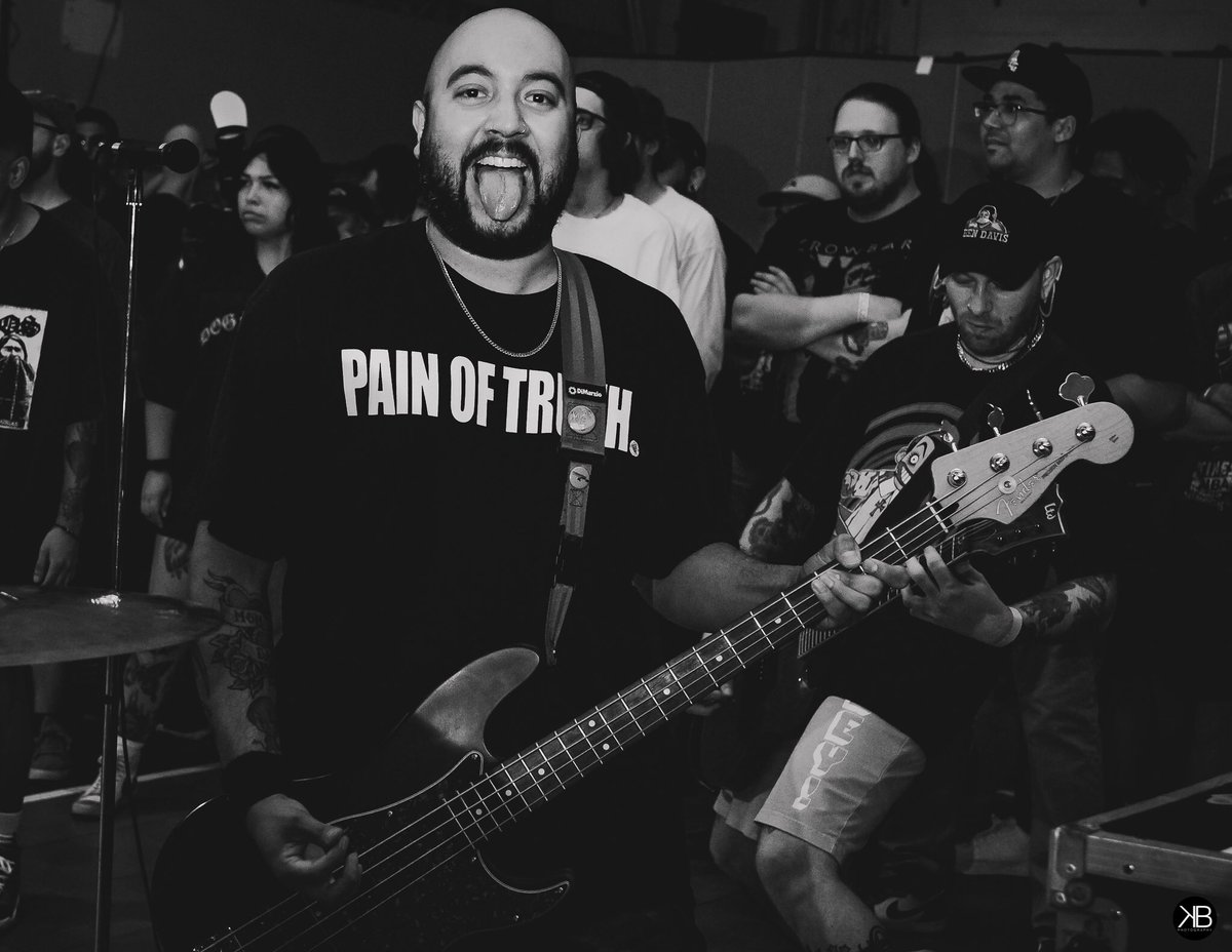 Raw Brigade from Columbia came through Chicago this past Wednesday and absolute crushed it! 

Check out photos from their set, Buggin, Enervate, and Si Dios Quiere below.

dropbox.com/sh/h1aoeb98lhd…