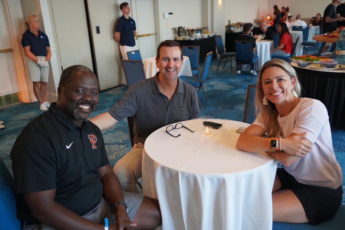 PUTIGERS's tweet photo. Learning From The Best!

This week, our coaches spent time together at a two-day Coaches Summit where they shared strategies and best practices that have helped the Tigers to 16 conference championships this year!

🧡🖤🐅 https://t.co/VIq51kFukC