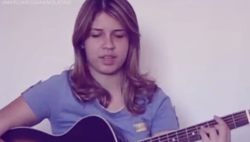 videosmarilia's tweet photo. — Músicas compostas por Marília Mendonça e talvez (só talvez) você não saiba. a thread necessária 👸🏼🤍 https://t.co/U3CkLniiUa