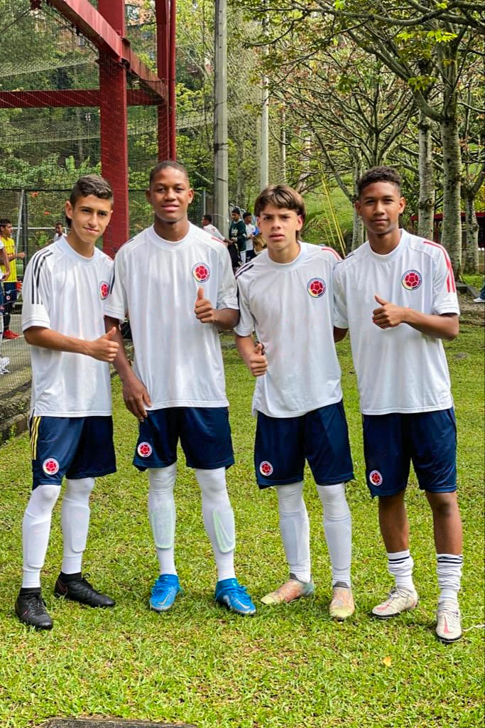 4 Verdolagas preseleccionados en la veeduría que realiza la Selección Colombia Sub 15 en territorio antioqueño, con miras al Sudamericano de la categoría que se disputará el próximo año.

Matías Restrepo, Kéiner Sevillano, Miguel Correa y Sebastián Ibarra, #OrgulloNacional 🇨🇴💚🤍