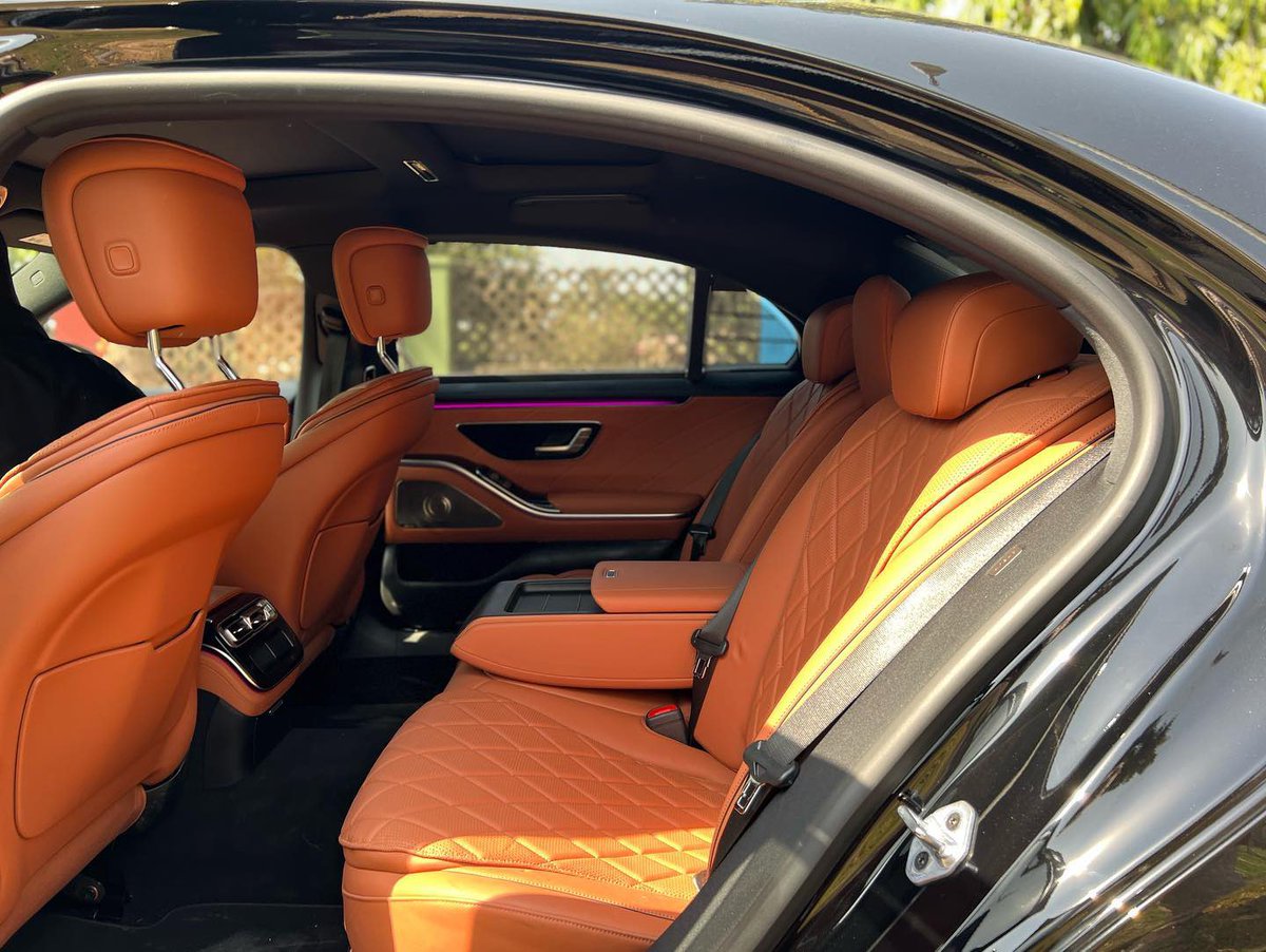 StarcarsAuto's tweet image. Brand New MERCEDES BENZ S580 2022 Model

🔹Keyless Fullest Option
🔹Wireless Charger 
🔹Smart Features 
🔹Fully Paid Custom Duty 
🔹 Brand New
🔹₦180M
🚩Abuja 🇳🇬 
☎️07063636060

WTF Lagos #AquafinaPadiOfLife Big Paps Oxlade CONGRATULATIONS CROSS