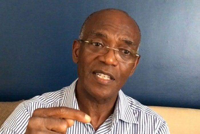 bemab_coul's tweet photo. @assnatci devrait engager une mission d'enquête parlementaire auprès du gouvernement de #CIV225, de l'état major général des armées et se déplacer à Bamako, rencontrer les autorités de la Transition pour comprendre, nous expliquer cette crise et plaider pour sa fin.
#MamKoul https://t.co/XdtbQDs3rq