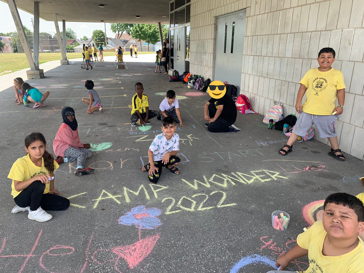 Miss St. Denis tweet media