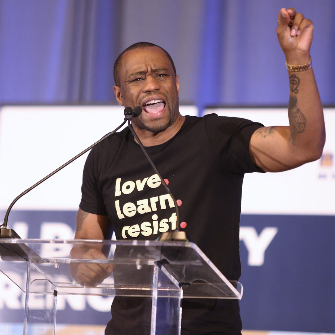SDCMilwaukee's tweet photo. #FlashbackFriday watch @marclamonthill's presentation from #SDC's annual Summit on Poverty: https://t.co/L2T7P0PlgX

The 2022 #SummitonPoverty is happening October 25th-27th! Apply now to become a presenter: https://t.co/wmyBoYllQp

#PovertySummit #MarcLamontHill #Milwaukee https://t.co/ZrqhieX808