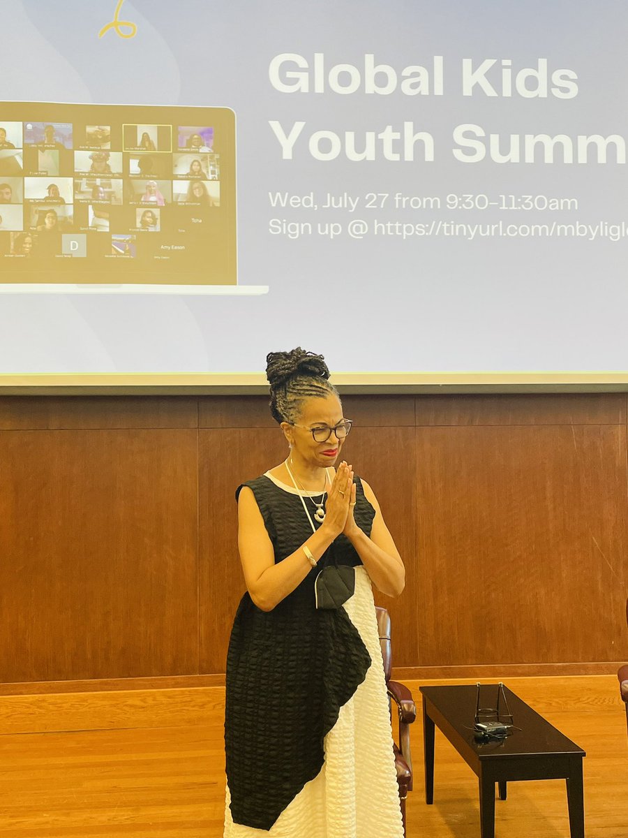 StateDeptDEIA's tweet photo. It was a pleasure for Ambassador Abercrombie-Winstanley to speak with a group of DC & NYC high school students from @GlobalKids and @MBYLI about her career experiences in foreign policy. There are no limits to what these young bright leaders can achieve! #DEIA #FutureAmbassadors https://t.co/CBFWeDCHKi