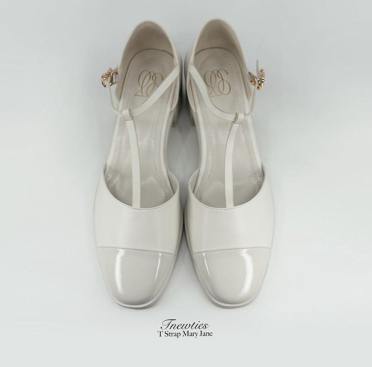 ティーバーメリージェーンパンプス、本日まで予約を受け付けております