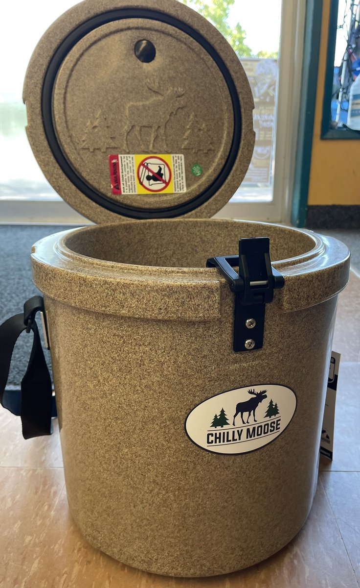 Pringles tweet media