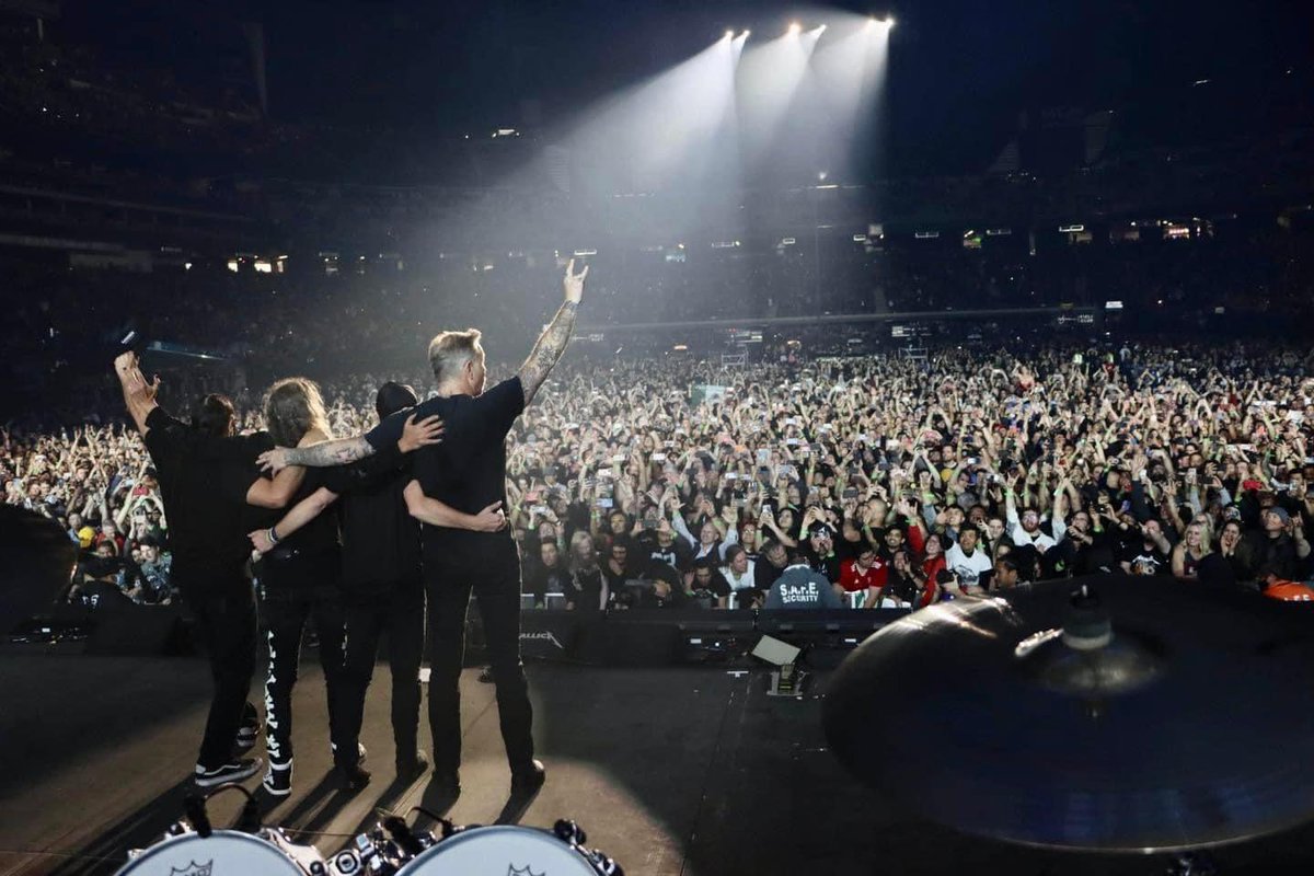 ROOKART's tweet photo. #Metallica #MetInMexico 2023
Esperen más noticias pronto ya que Metallica volverá a México (CDMX) en la primera mitad del 2023, tentativamente entre marzo - mayo https://t.co/Kn2VV9arol