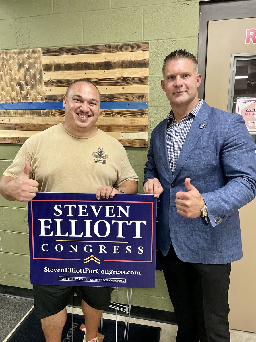 StevenElliottMI's tweet photo. Thank you to The Firing Line Gun Shop for hosting my Meet &amp; Greet in Westland! #SaveAmerica #FireRashida https://t.co/0tD0UvpnSl