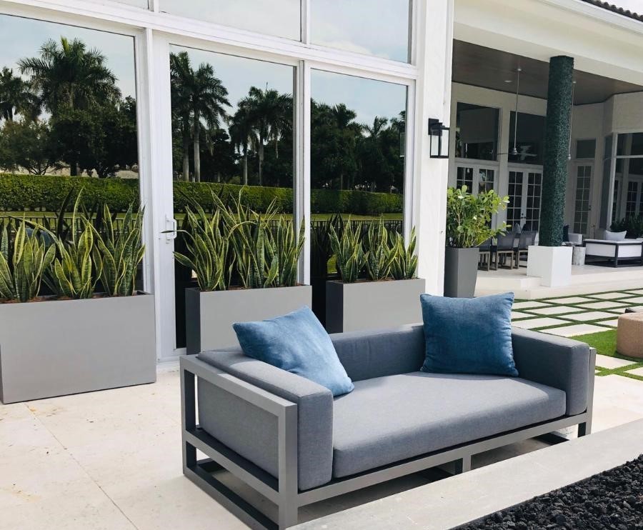 Where do you plan to be this weekend? #patiotime #TGIF

Find these and other #fiberglassplanters here: bit.ly/3r0GVzN