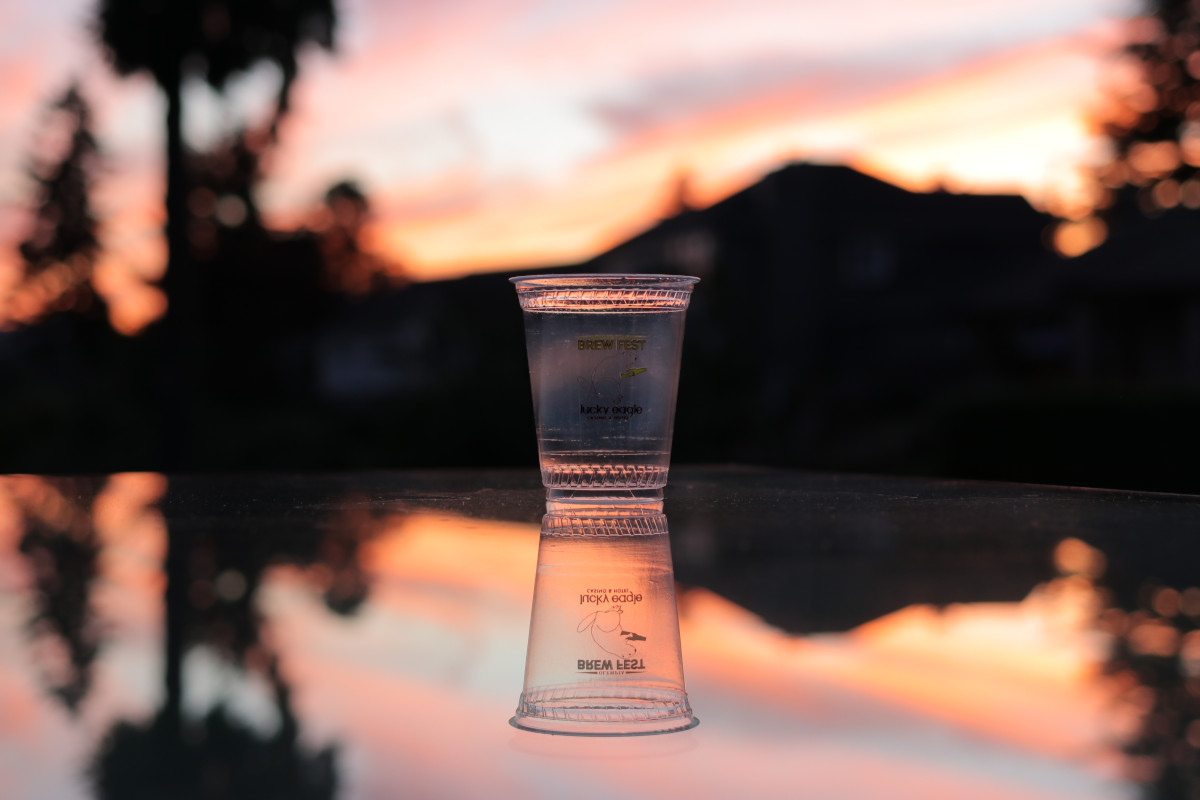 OlyBrewFest's tweet photo. This year's #OlyBrewFest tasting cup is compostable and incredibly stylish too! It enjoys having beer, watching sunsets, and long periods of personal reflection. (#bestpunever) (Please make sure to put it in the correct bin at the fest.) #DontFeedTheLandfill #ecofriendly https://t.co/Xcc3sw8aRy