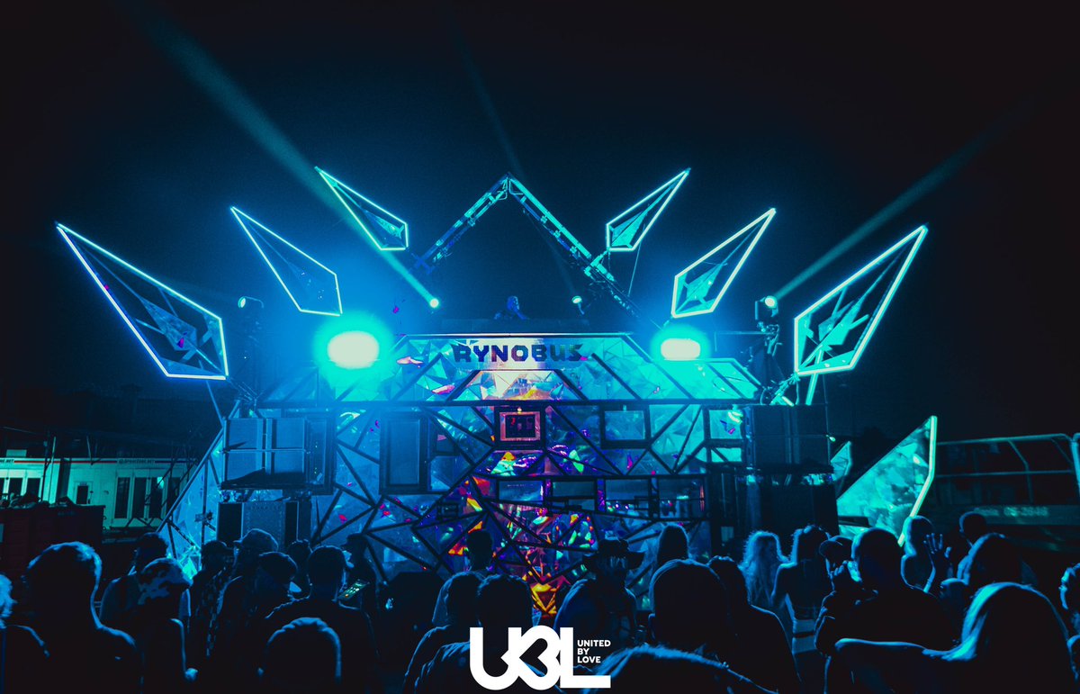 Happy Friday #UBL fam! Dream big. Dance your heart out. It's never too late to follow your dreams – or start a new one! Have a good weekend 💫