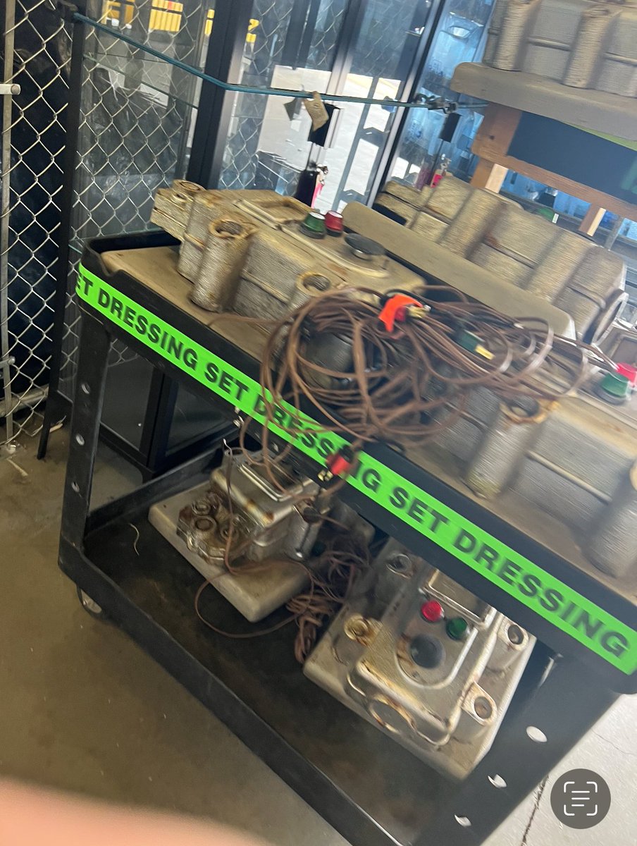 HunterWorldLore's tweet image. Some behind the scenes pics I got sent👀

#Fallout #fallouttvshow