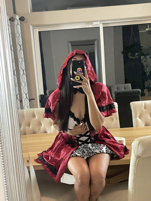 Checkout the rest of these pics here https://t.co/0iEDDzV49n                                        <a href="/tag/latina"class="tags"><span>#latina</span></a><a href="/tag/porn"class="tags"><span>#porn</span></a><a href="/tag/nude"class="tags"><span>#nude</span></a><a href="/tag/pornhub"class="tags"><span>#pornhub</span></a><a href="/tag/adult"class="tags"><span>#adult</span></a><a href="/tag/onlyfans"class="tags"><span>#onlyfans</span></a>