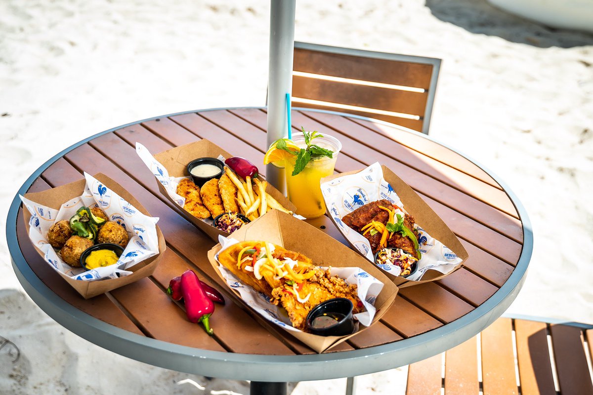 Our Streetbird on the Beach menu got a revamp, and it's delicious! If you're ever strolling on the beach in the Bahamas, stop by because where else can you find your Streetbird faves with a beautiful ocean view?! #streetbird #bahamas🇧🇸 #bahamarresorts