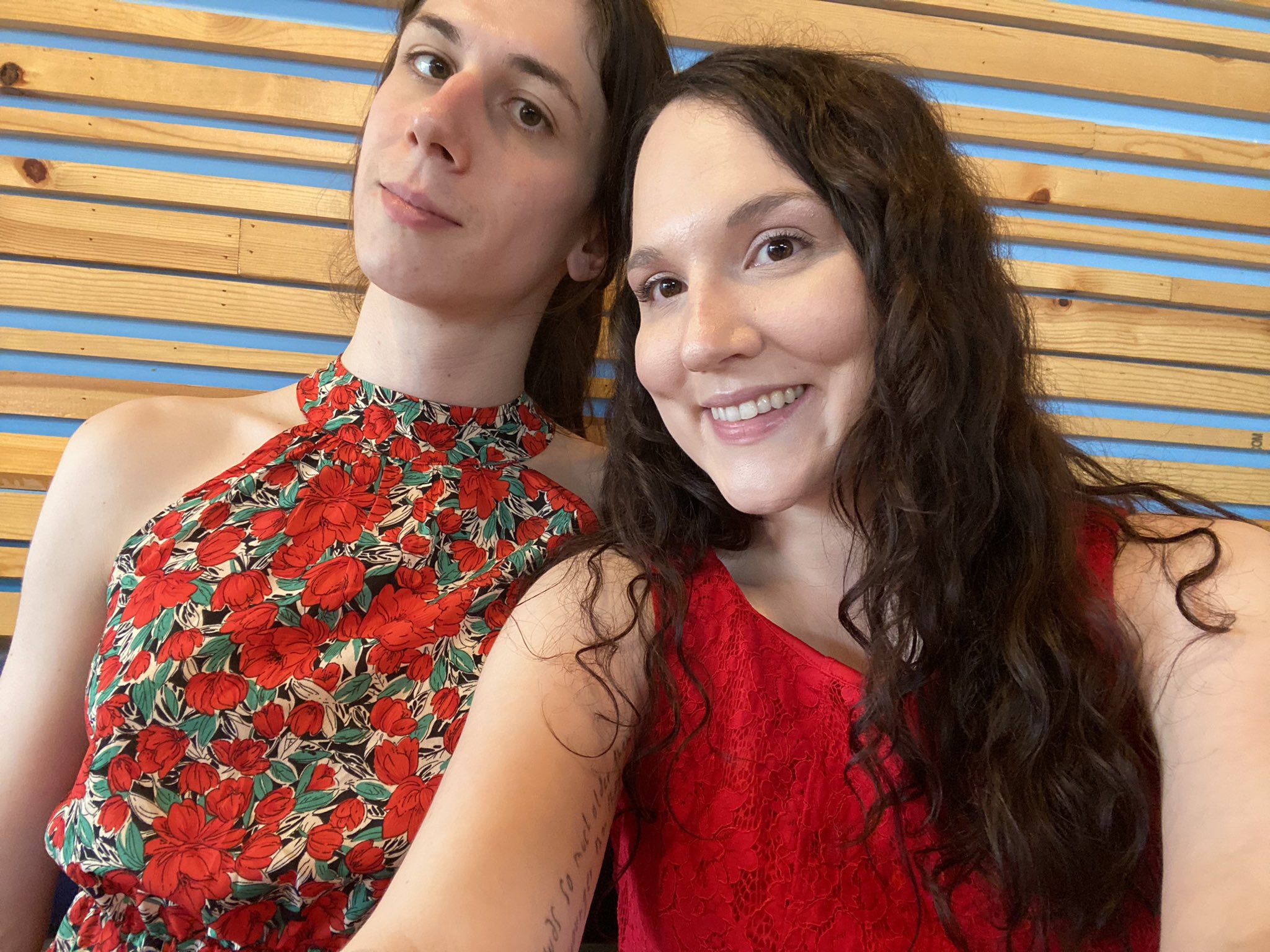 TW Pornstars - Luna Sapphire👑Bday Nov13. Twitter. Date day with the gf @sophie_ladder 🥰 ️. 10:53