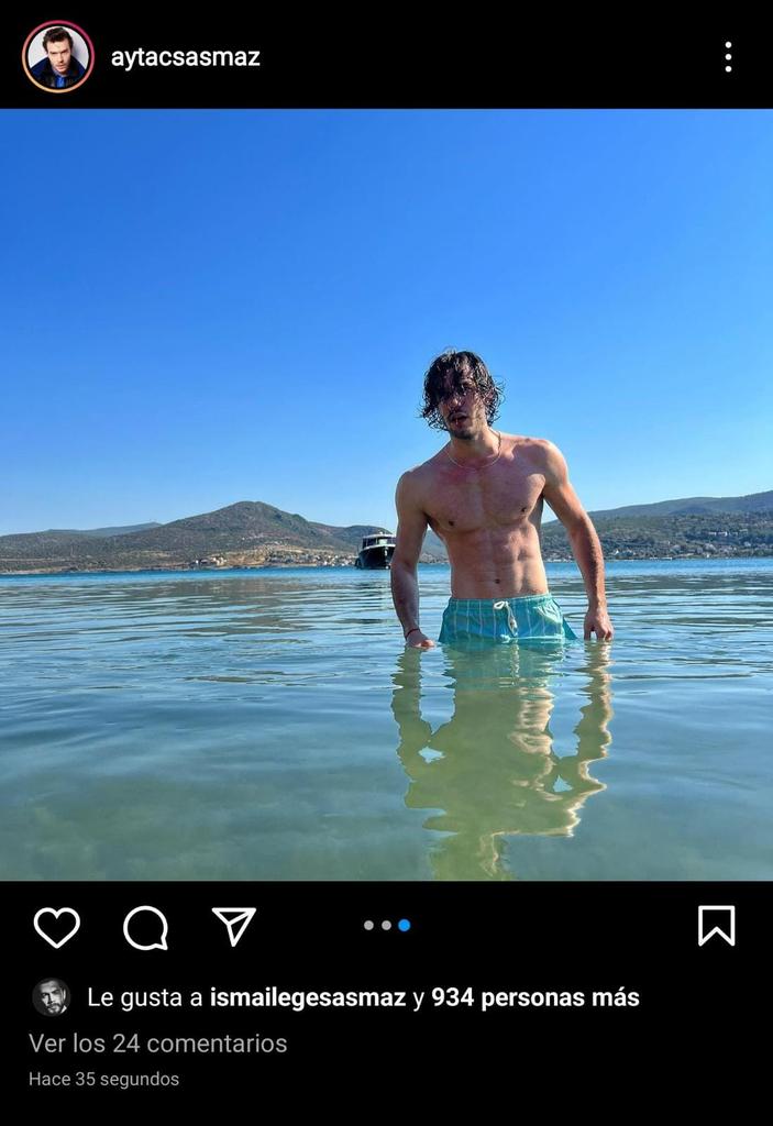 notiturco's tweet photo. Noticiero turco avisa
Aytaç Şaşmaz disfrutando el verano hace días. He notado que trabajó mucho su escultural figura. Será que por fin pronto volverá a la pantalla turca?? Este noticiero elige creer que así es 

#AytaçŞaşmaz https://t.co/hHvoLWmcVs