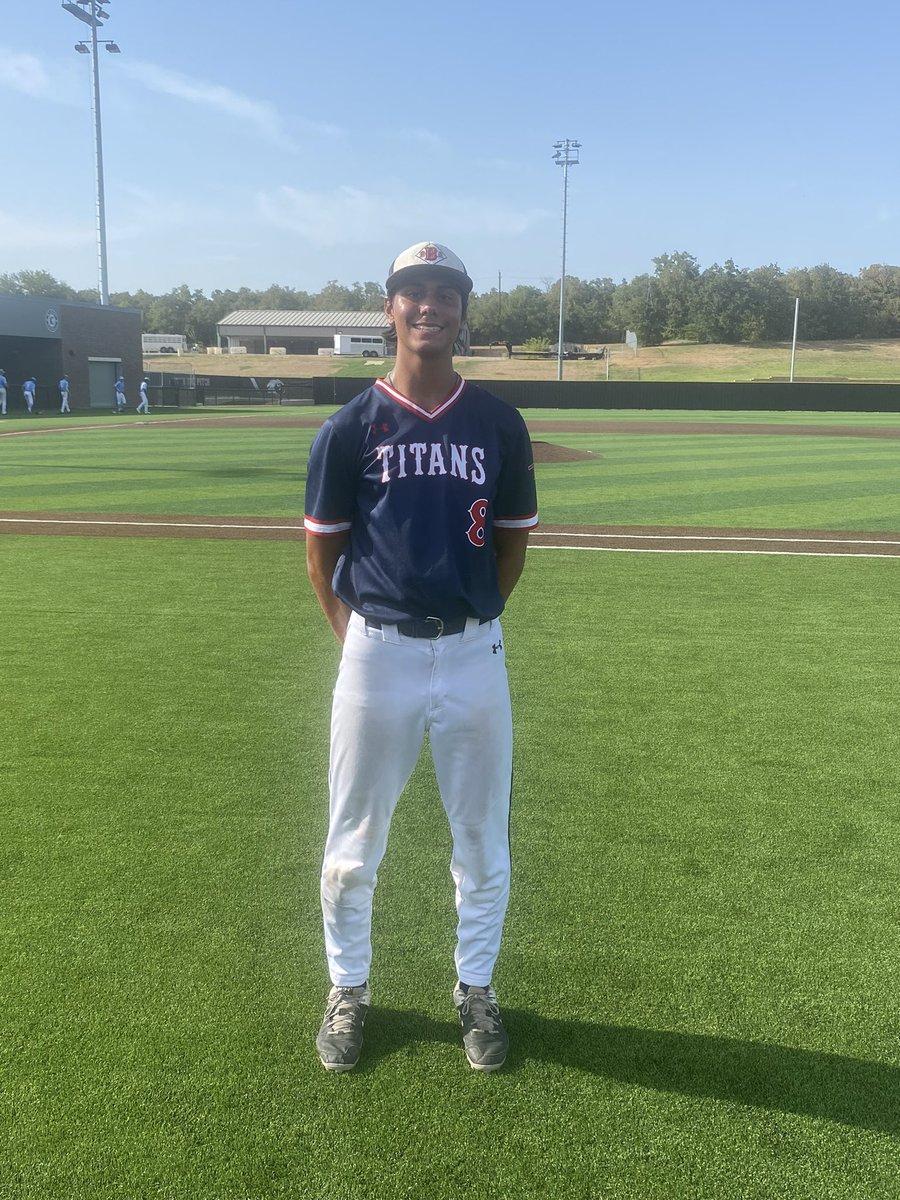 FiveToolTexas's tweet image. #FiveToolWS F: @bbatitans 2023 10, LBC American Thomas/Chavez 0,
PoG: @TristanTJKing 5 IP, 9K, 0H, 0R
Hitter: Grayson Childers 1-2, HR, 2 RBI, R, BB
Notable: @GraysonTempest, 2-2, 3R, BB