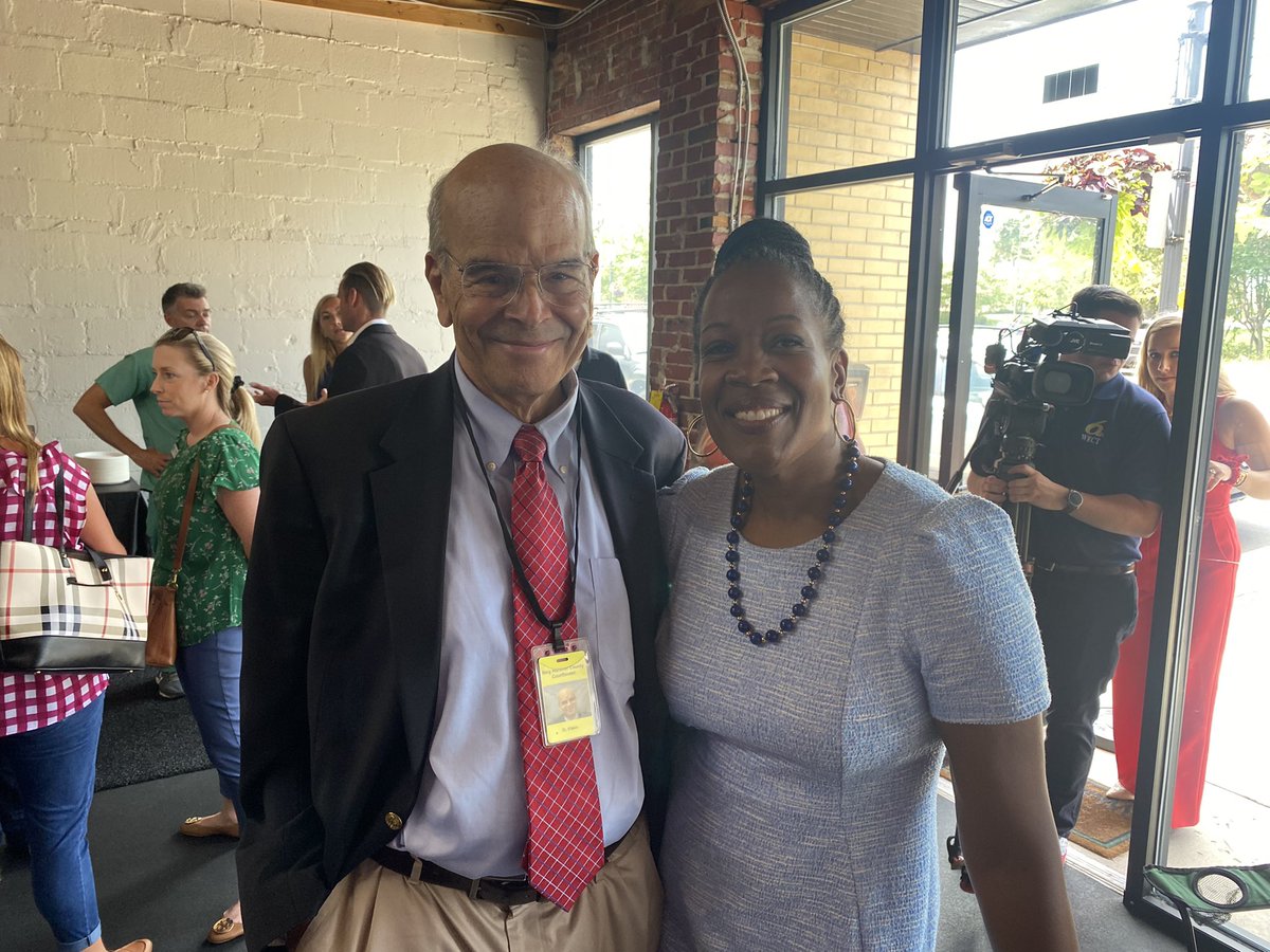 msashleync's tweet photo. Thank you to the incredible lawyers and staff in the Wilmington office of @LegalAidNC who are providing critical legal services to North Carolina citizens #increasingaccess #servingNC https://t.co/p4bI29t99k