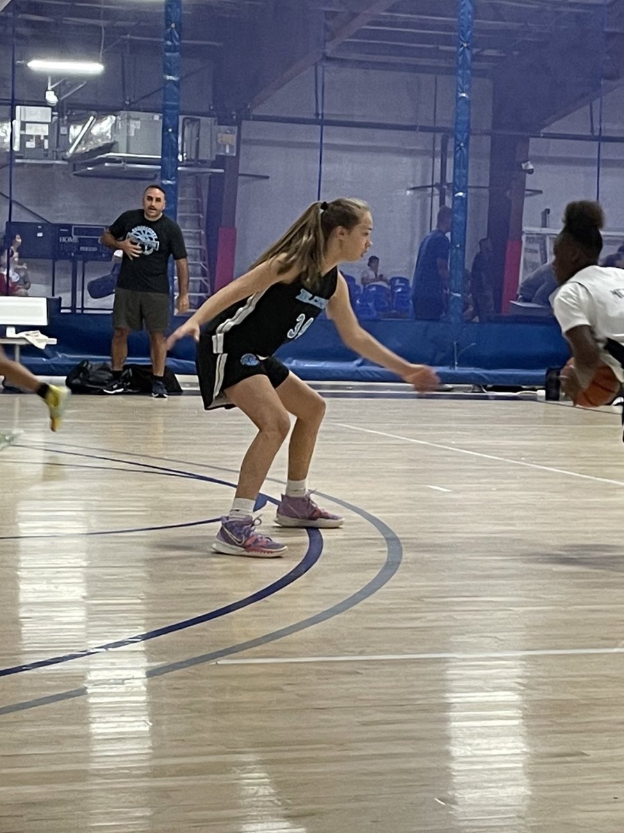 TaylorB005's tweet photo. Spooky Nook ready. Come watch me and the rest of the CT Elite u17 team! Second game on Sunday and game(s) on Monday are tbd. #CTElite https://t.co/HKVsAjt5YF