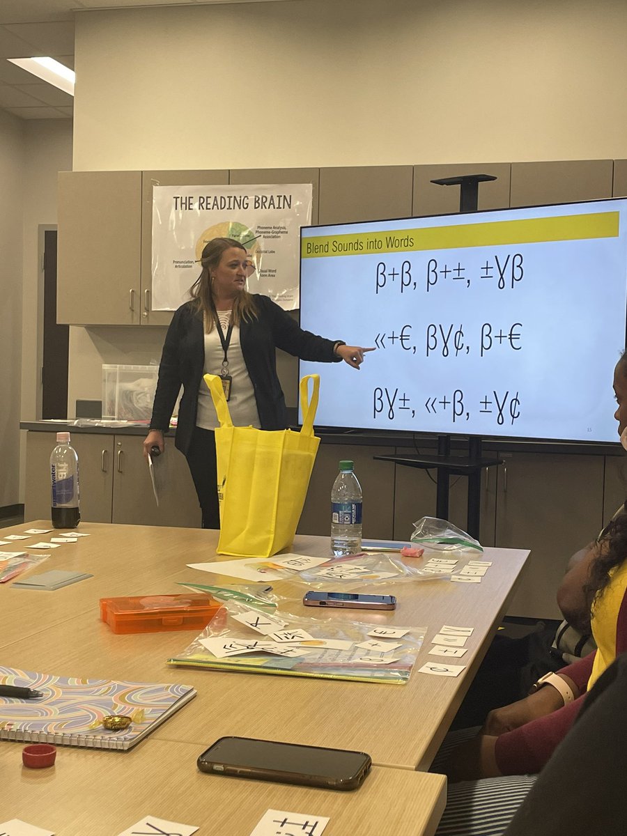 Enjoyed sessions from <a href="/bournetf/">Timothy Bourne</a> and Mrs. Hicks today <a href="/StarkvilleSD/">Starkville Schools</a> Excellence Summit. 🖤💛🐝