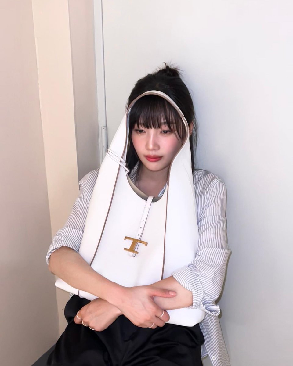 joystgrm's tweet photo. [INSTAGRAM POST] - 8P

😁
👤: nike,tods
https://t.co/X0jex02w0U

@RVsmtown #RedVelvet #레드벨벳 #Joy #조이 #TRF2022    
220723 · 13:56:17 KST https://t.co/uHAz50EhAT