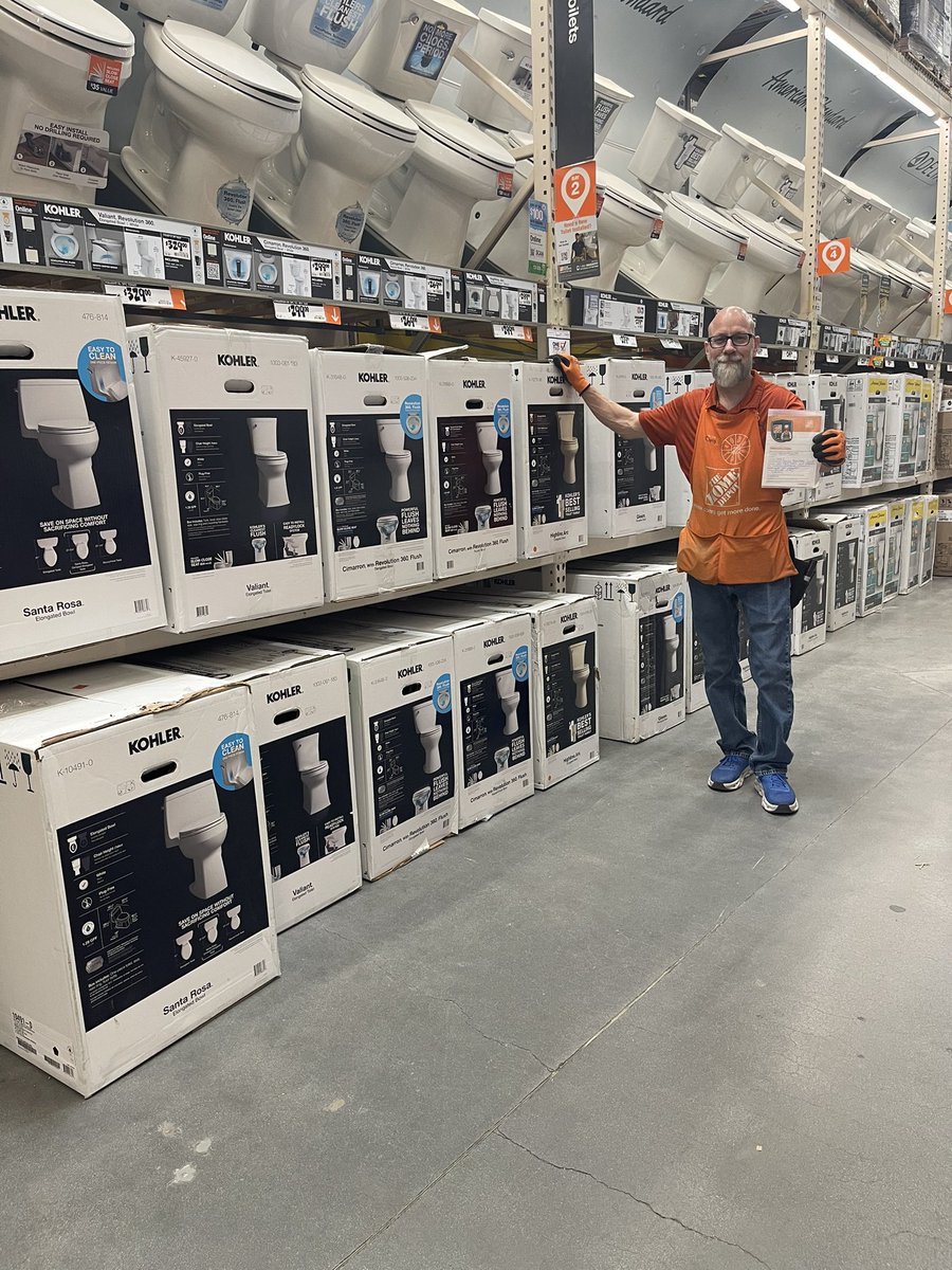 Thank you Chris our amazing plumbing associate who comes to work ready to pack down and fill our shelves for customers. Few days ago he had zero dirty outs in faucets and today zero outs in our toilet aisle. Awesome job Chris 👏🏽