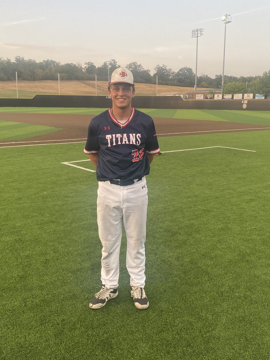FiveToolTexas's tweet image. #FiveToolWS F: @bbatitans 2023 6, THZ Baseball 1
PoG: @RhettRogers02 7 IP, 5K, 5H, ER
Hitter: @TristanTJKing 1-3, HR, 2 RBI, 2 R, BB
Notable: @ajstreater 2-3, RBI, R