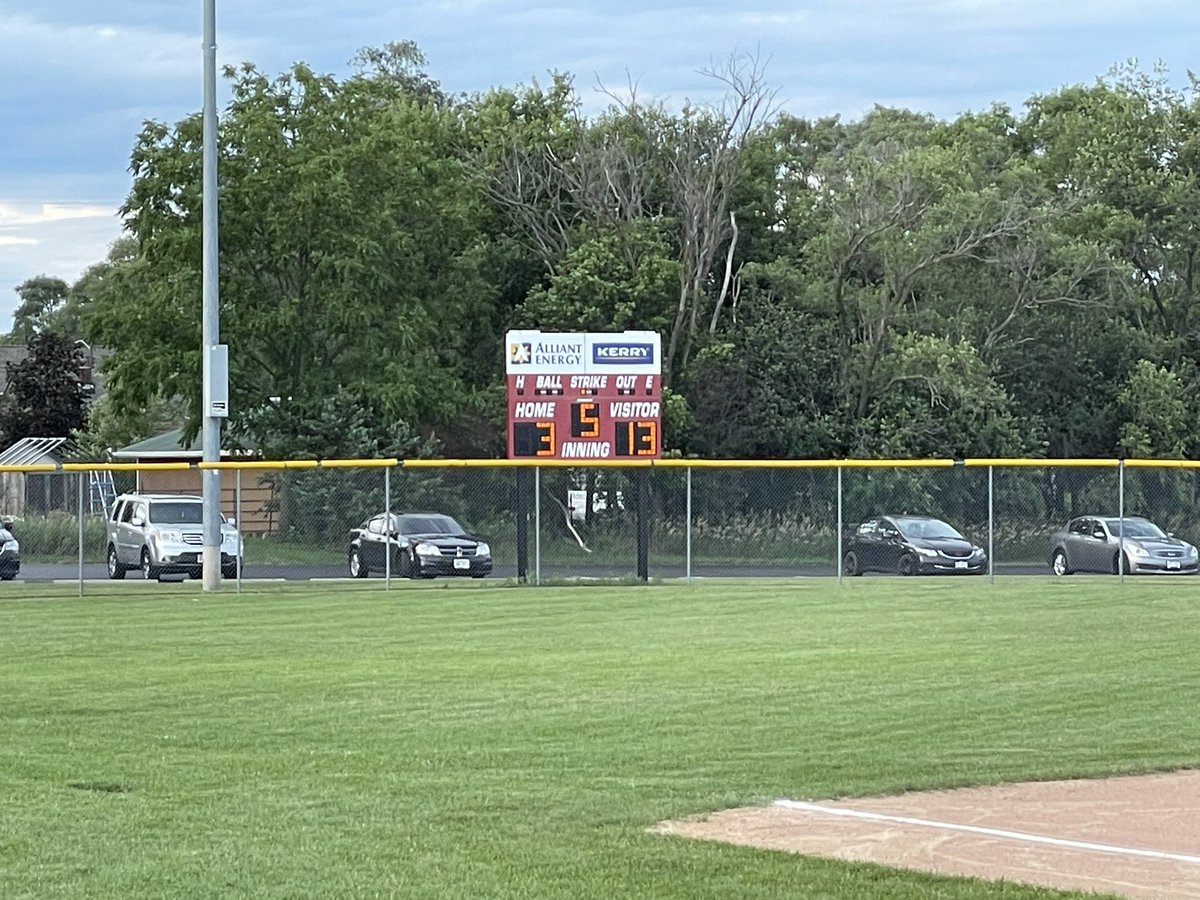 355Post's tweet image. Grafton Rose-Harms Post 355 opens regionals with a 13-3 win over Cedarburg in Beloit. Round 2 Saturday at 12:15 vs winner of Beloit and Fort Atkinson. Colker with a complete game on the mound. Tagliapietra drives in 5 runs