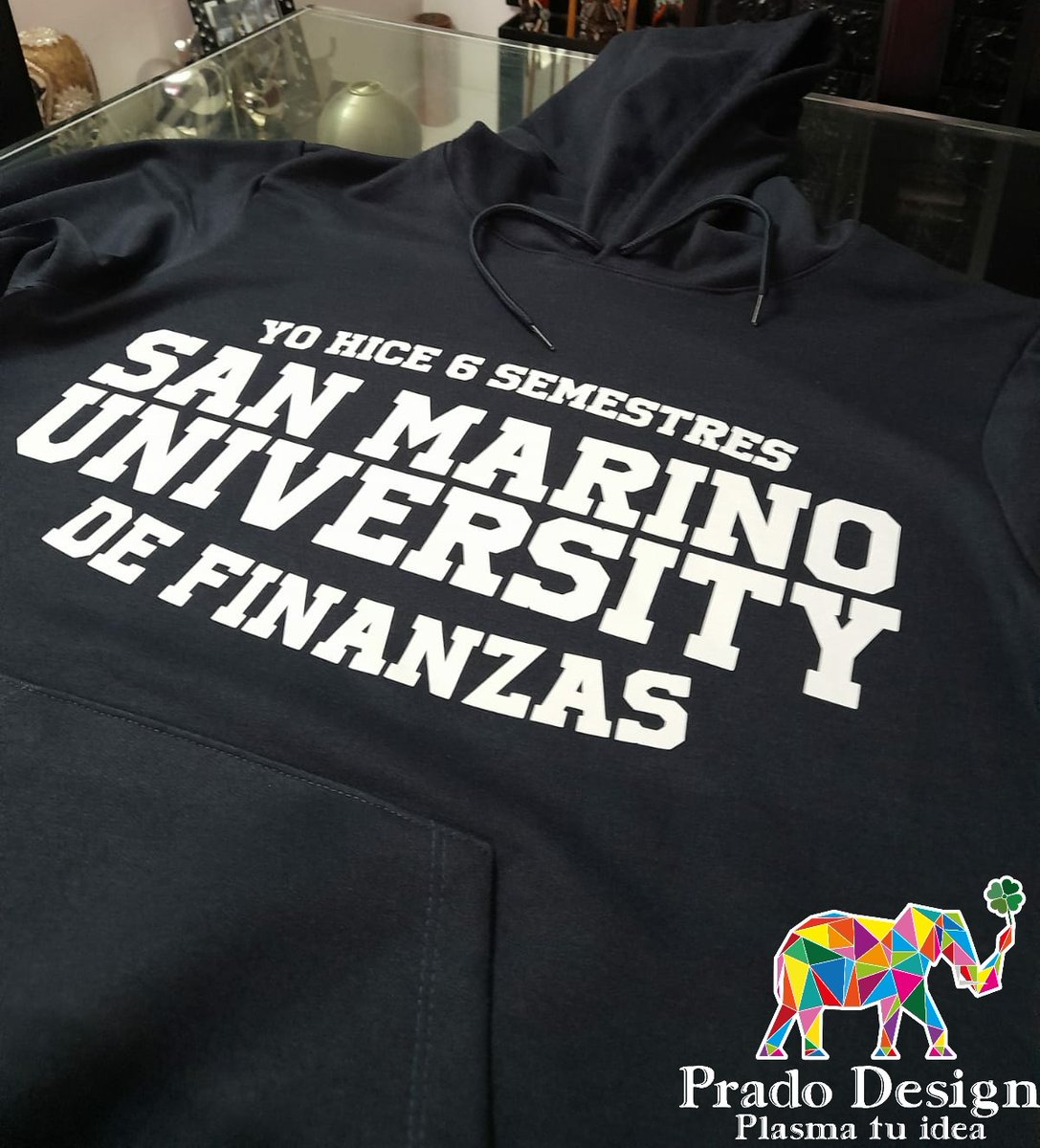 prado_design's tweet photo. Saco personalizado de San Marino University 👩🏼🎓
Envíos a nivel nacional 🇨🇴
Realiza tú pedido a través del DM o al WhatsApp: 3106469666
#PradoDesign #Estampados #Sublimación #Blusas #Camisetas #Mugs #MediasPersonalizadas #SanMarinoUniversity #Cali #Bogotá #Medellín #Colombia https://t.co/lRQabicRBX