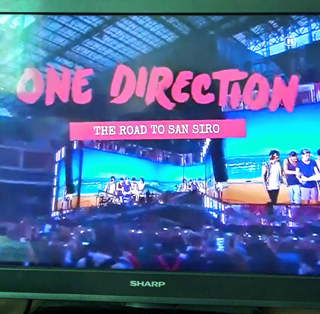 luvofmalyf's tweet image. here we go 
#12YearsOf1D #12YearsOfOneDirection
#1DWeek