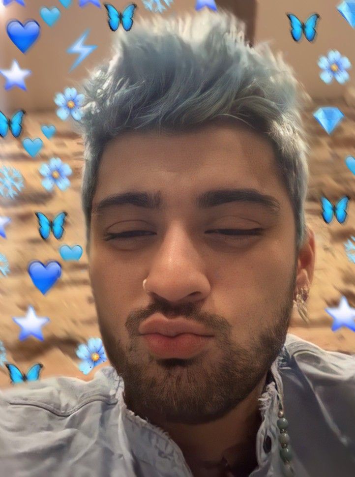 matchaaisme_'s tweet image. It's been 9 years to be their fangirl #12yearsofonedirection #1Dweek