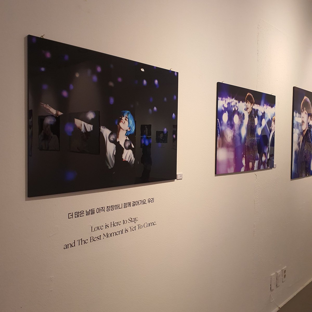 #LOVEISYOU_V
진짜 감탄밖에 안나오는 전시회....
최근들어서도 아니고 그냥 덕생 통틀어서 최고인듯 ㅠㅠ 컨셉도 갓벽하고 역대급 태형이 사진들 크게볼 수 있어서 너무 행복해용..ㅠㅅㅠ 개안하고 갑니다💜