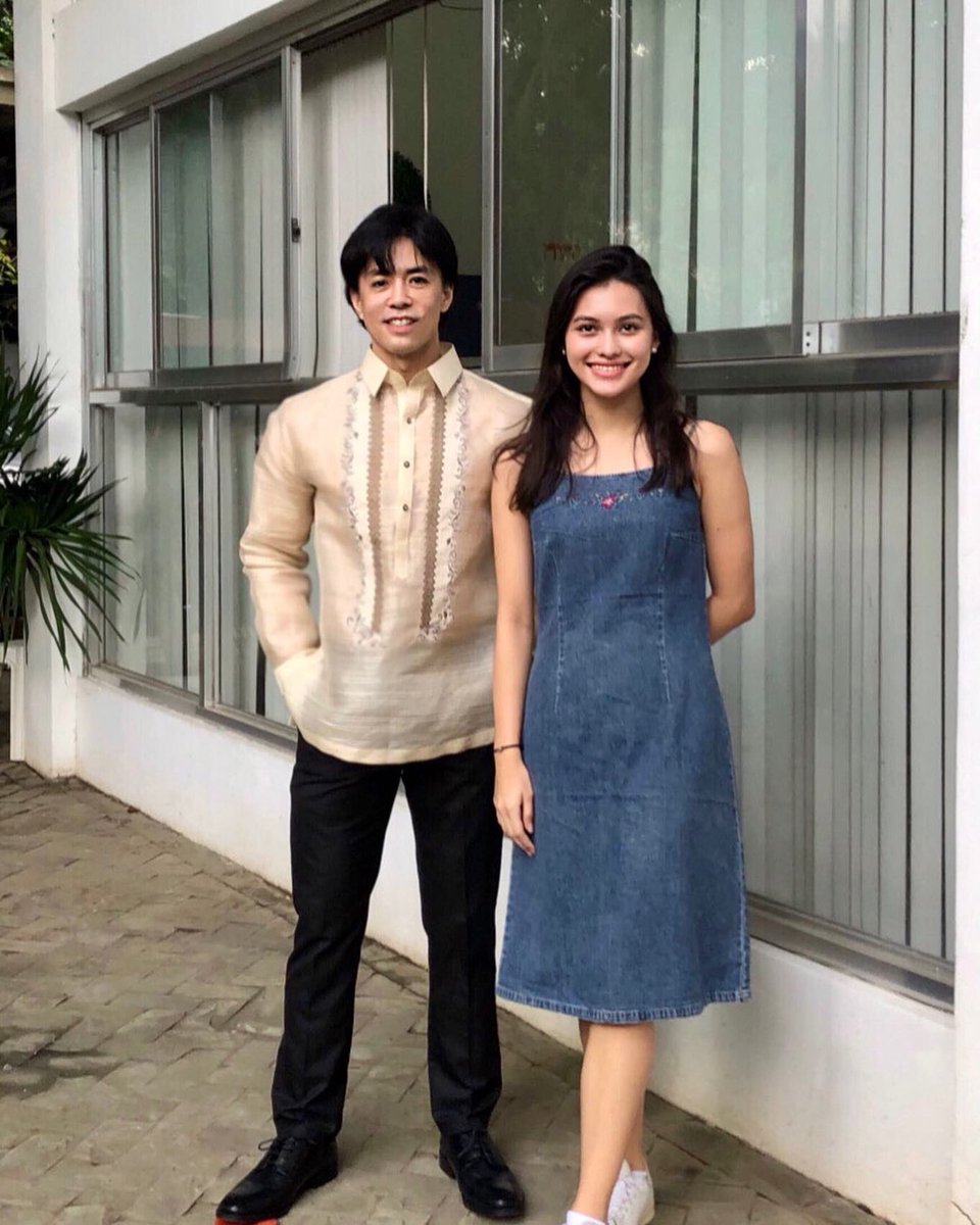 LanceRaymundo's tweet photo. More snaps from yesterday’s Fitting & Styling Session at the #ObraNiJuan for #Famas2022 ✨
-
Modelling a Traditional Barong Tagalog together with Sarika W. 🇵🇭 https://t.co/SSJxn070A7