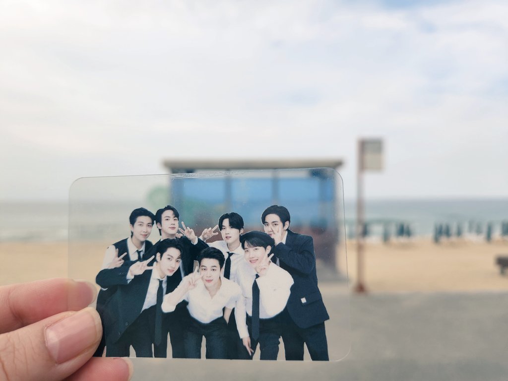 nan061023's tweet photo. 날씨는 흐렸지만...
생각을 정리하러 아이와 함께 했던시간..
항상 옆에 있어줄께 힘내!

#YetToCome    #TheMostBeautifulMoment    #BTS    @BTS_twt https://t.co/E0kWfz1z2X