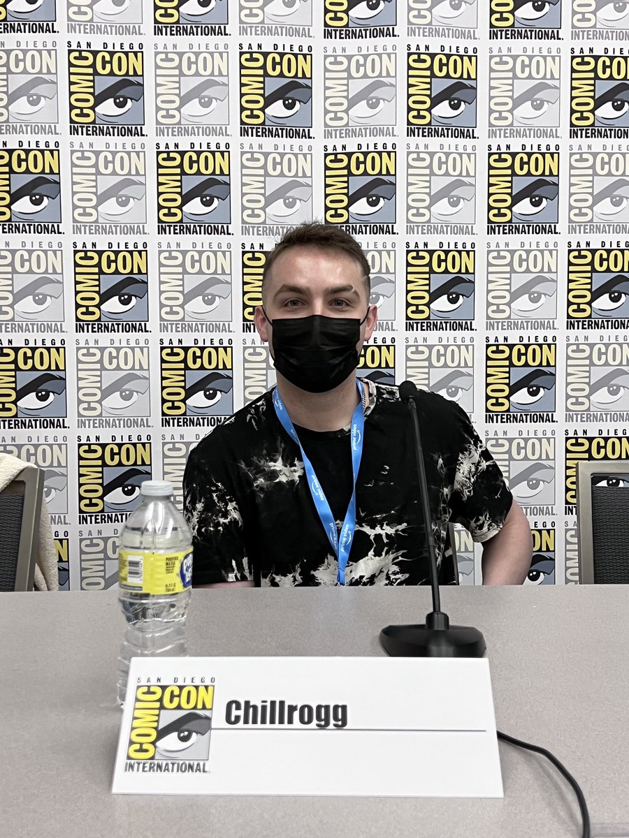 Pretty last minute but if you’re at comic con come to room 25!!

I’m speaking at the gaming on tiktok panel!