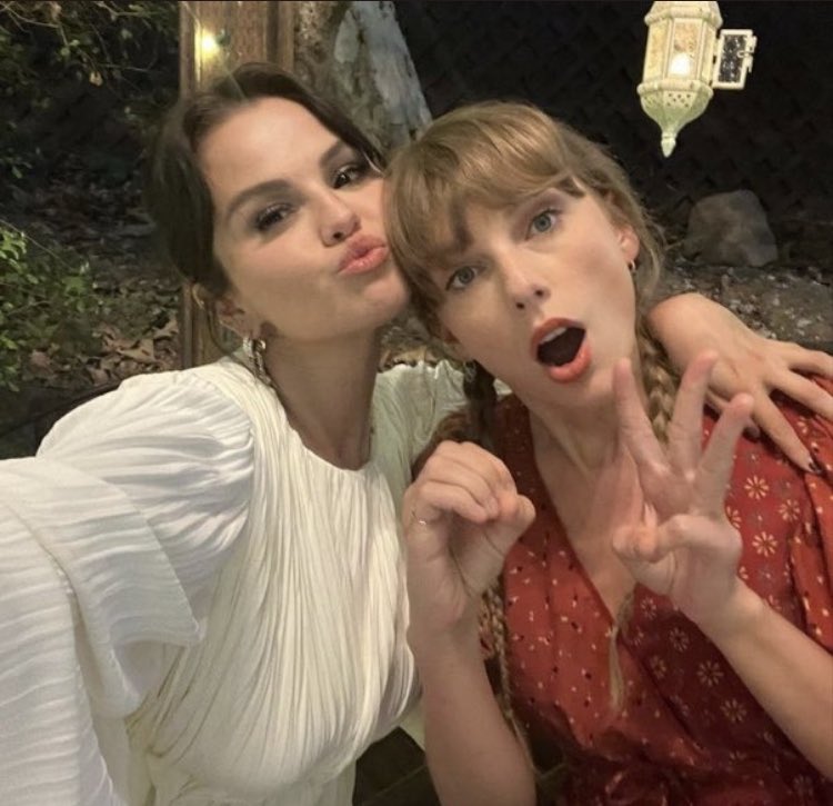 TAYLENA IS ALIVE AND WELL