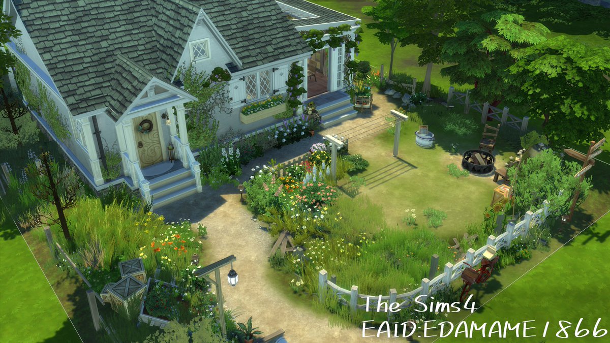sims4tsukushi's tweet image. 『Small White Cottage』
→EAID:EDAMAME1866
ギャラリーに共有しました！
今回の建築では我ながら少し成長を感じました😃
#ShowUsYourBuilds  #TheSims4 #シムズ4