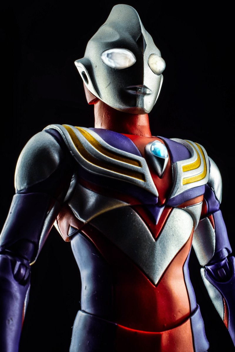真骨彫ウルトラマンティガ のイラスト マンガ コスプレ モデル作品 16 件 Twoucan