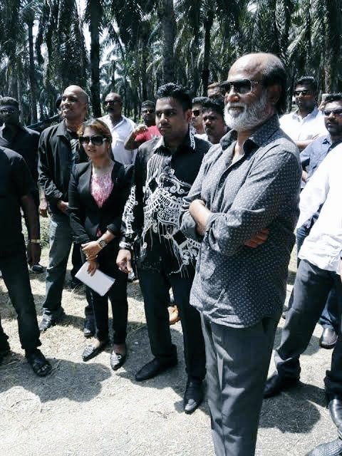 Arulrojanatesa1's tweet photo. #Kabali - Nerupuda 🔥🤘
#Jailer #Rajinikanth #6YearsofKabali #6YearsOfIndustryHitKABALI https://t.co/iGLGOA7bDk