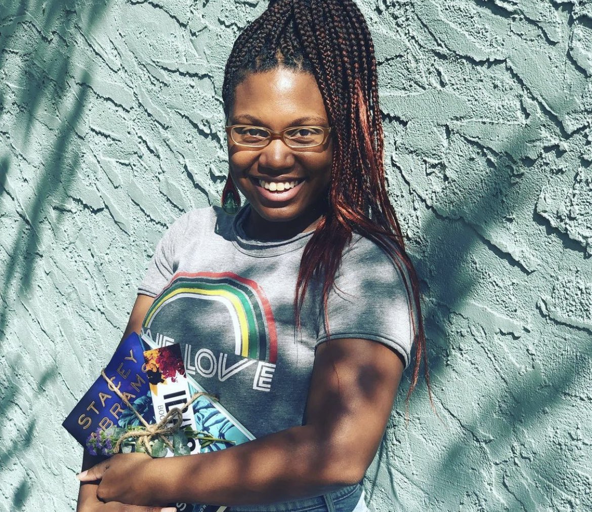 Ida's Bookshop tweet media