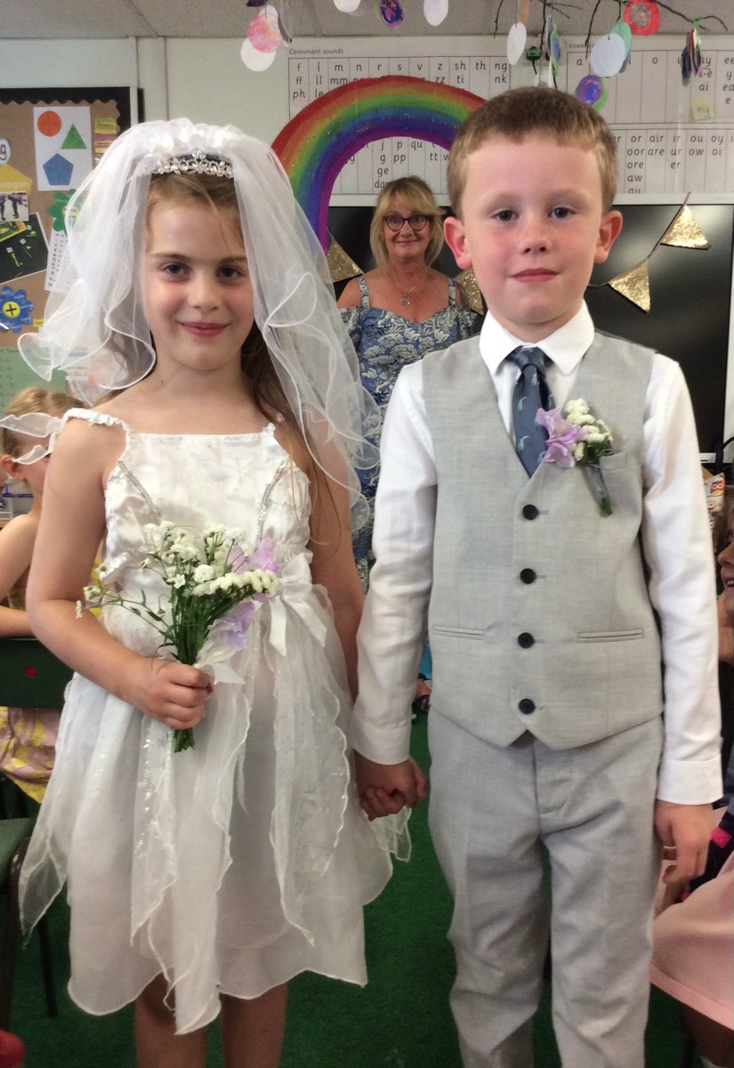Pulham Primary tweet media