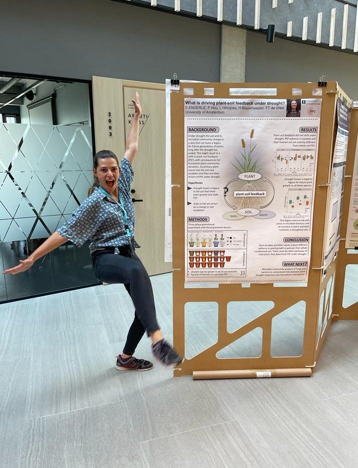 Four ways of presenting a poster, with increasing level of excitement. Loved all the posters and the discussions that they started!  #npnextgen