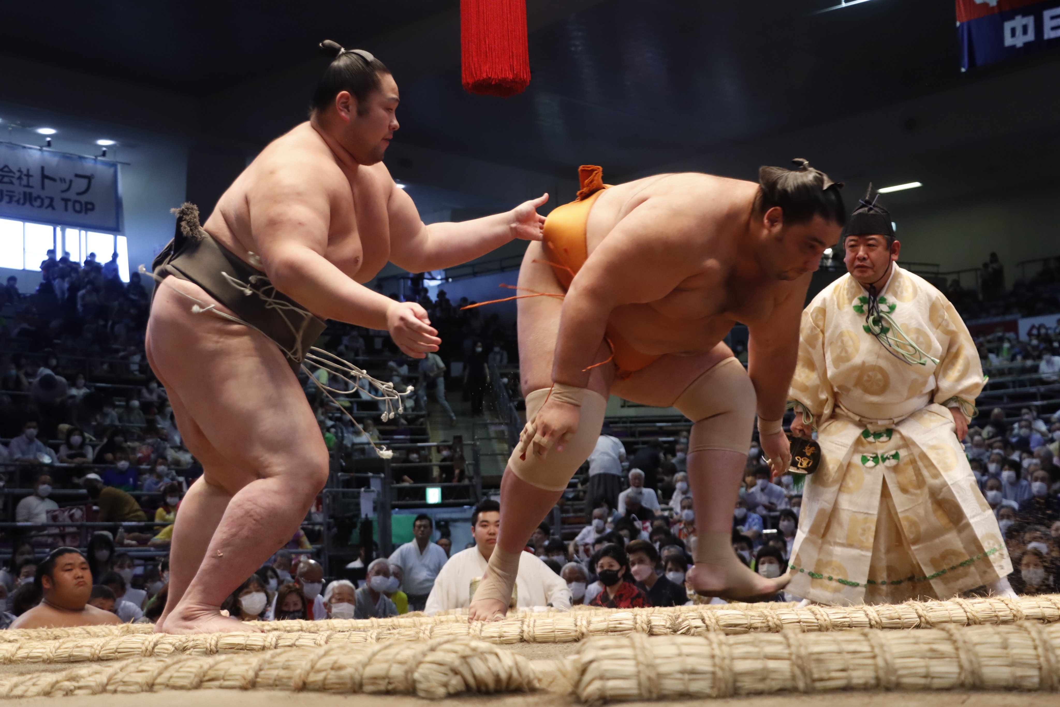 令和の怪物”落合14勝も歴史的ハイレベル十両V決定戦で豪ノ山に