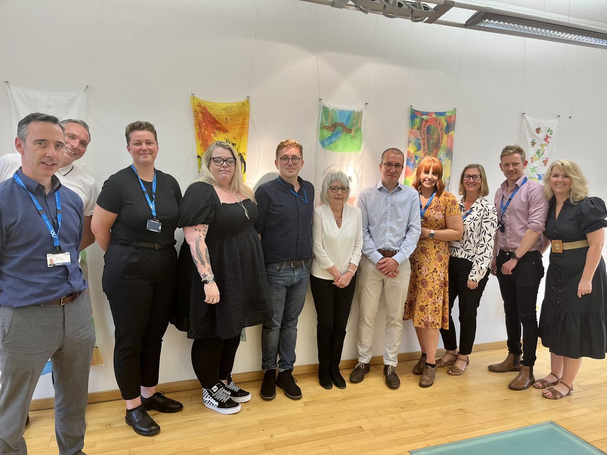 START (@startinspminds) on Twitter photo Wonderful to welcome <a href="/tomstannard/">Tom Stannard</a> to Brunswick House to introduce him to what we do, meet staff & members & eat scones! ❤️ <a href="/LWinSalford/">LWinSalford</a> joined us for inspiring conversation in the gallery. A great way to spend Friday afternoon <a href="/MindinSalford/">Mind in Salford</a> @fatpink @judd_skelton <a href="/TammyYoung111/">Tammy Young</a> Wonderful to welcome <a href="/tomstannard/">Tom Stannard</a> to Brunswick House to introduce him to what we do, meet staff & members & eat scones! ❤️ <a href="/LWinSalford/">LWinSalford</a> joined us for inspiring conversation in the gallery. A great way to spend Friday afternoon <a href="/MindinSalford/">Mind in Salford</a> @fatpink @judd_skelton <a href="/TammyYoung111/">Tammy Young</a>