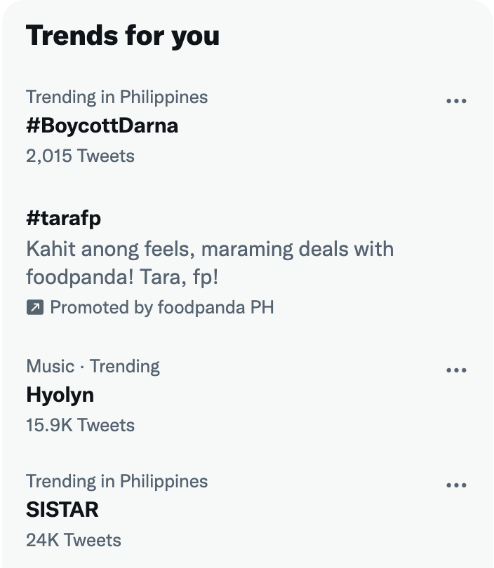 nate_than2197's tweet photo. My Queens are still trending! ๐๐๐
#5YearsWithSISTAR #5YearsAgainWithSistar #SISTAR #HYOLYN #HYOLYN_NOTHANKS https://t.co/I387FXxS0E