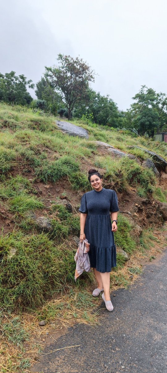 don_kaurleone's tweet photo. Mera Dil kahi door pahado mein kho gaya! 
Happy weekend folks❤️
#mountains #Jammukashmir #SaturdayMood #rain https://t.co/ARqUFCzK3B