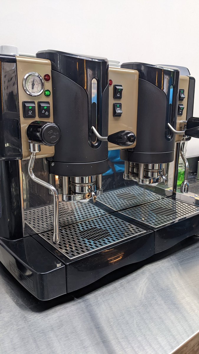 EmbajadorDelRon's tweet photo. Caffé Borbone en @TUGO24_ con la magia de @PasteDolcissimo no puedes perderte este nuevo lugar, un espacio único en la ciudad DolciGo 🙌 https://t.co/flh2Kp7nO6