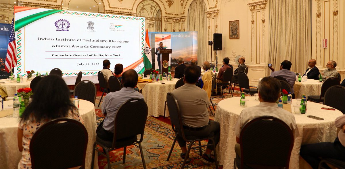 IndiainNewYork's tweet photo. Strengthening bond with the alma mater @iitkharagpur 

Delighted to host Director Prof. V.K.Tewari @tewari_virendra  &amp; @iitkharagpur Alumni for its Alumni Awards ceremony &amp; to engage the alumni in its growth &amp; progress. 

#IITs are propelling 🇮🇳🇺🇸edu &amp; tech collaboration https://t.co/gObjtOOr3j