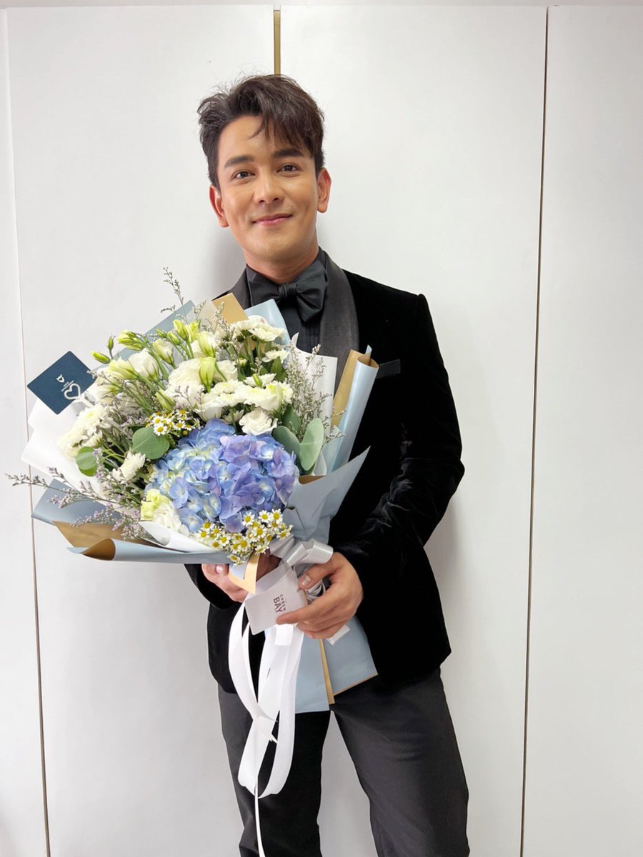 มาเป็นกำลังใจให้พี่กันค่าา 💙💙คอนเสิร์ตเปิดม่านใหม่เมืองไทยรัชดาลัย
วันที่ 23-24 กรกฎาคม 2565